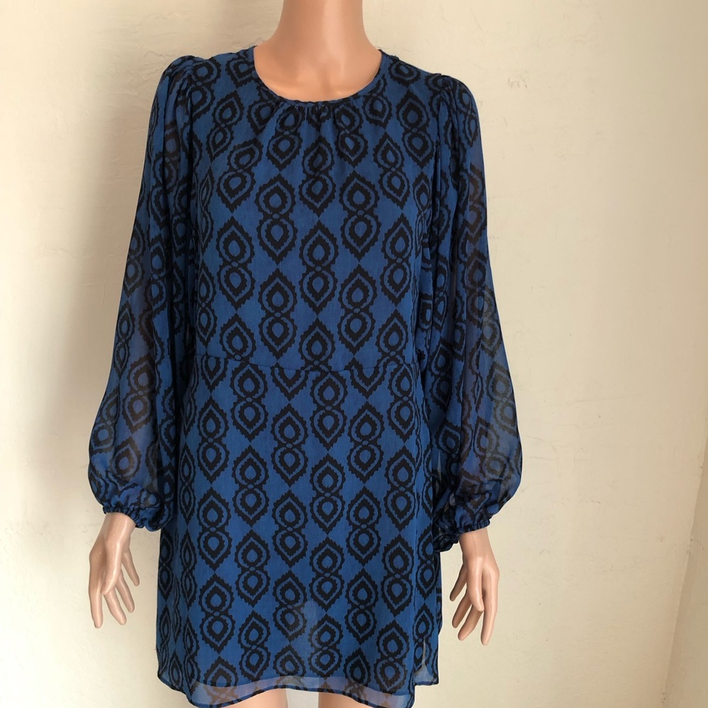 Zara The Sadie Dress Blue/Black Floral Women’s Juniors Size L Chiffon Flare& Fit